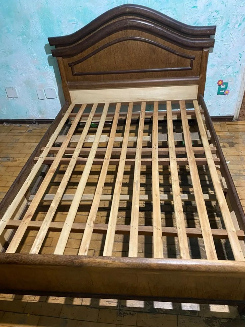 Cama Casal Madeira Maciça Usada - Foto 4