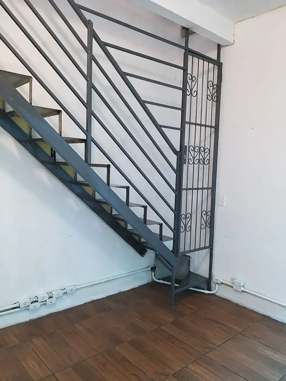 Ponto comercial/Loja/Box para venda com 10 metros quadrados - Foto 5