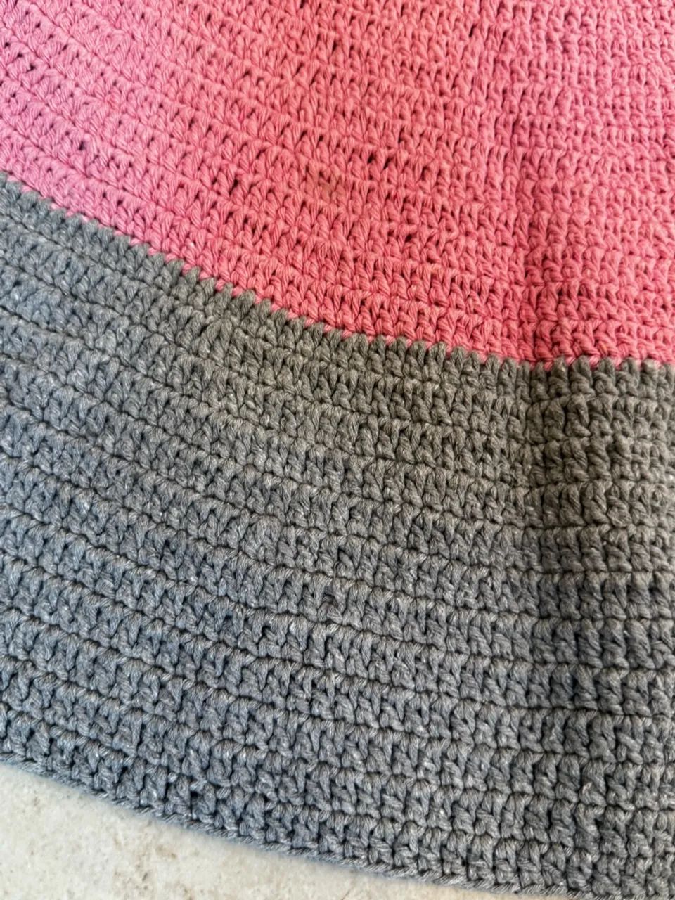 Tapete de crochê de 90 cm  - Foto 3