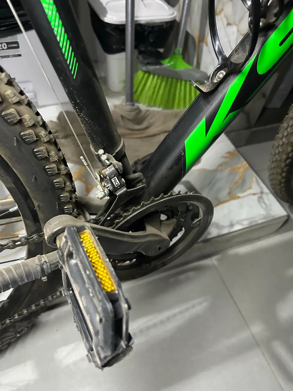 Bicicleta aro 29 em alumínio  - Foto 3