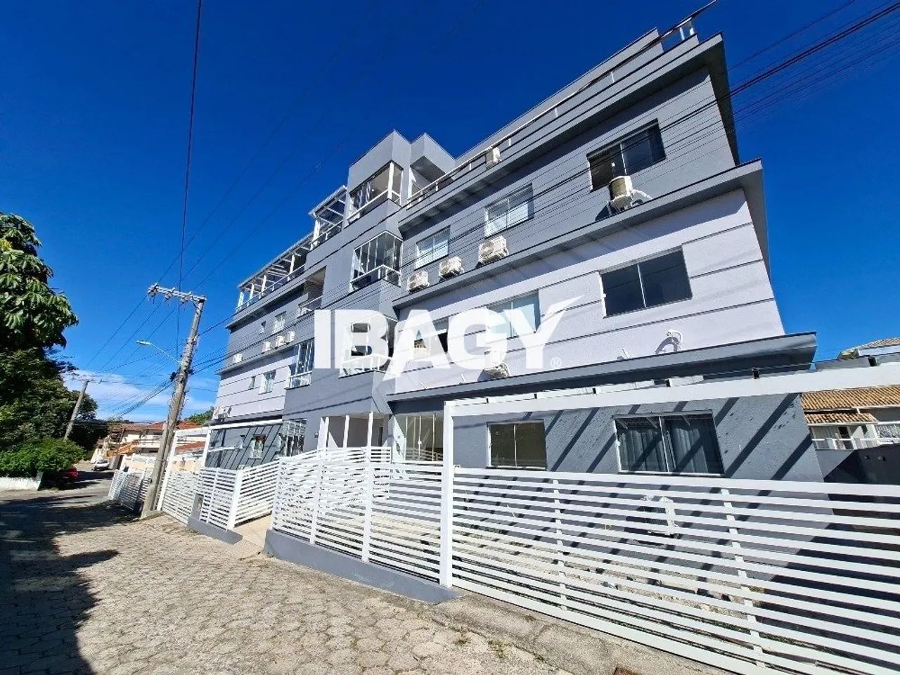 Excelente Apartamento 2 dormitório(s) em Ingleses do Rio Vermelho - Florianópolis