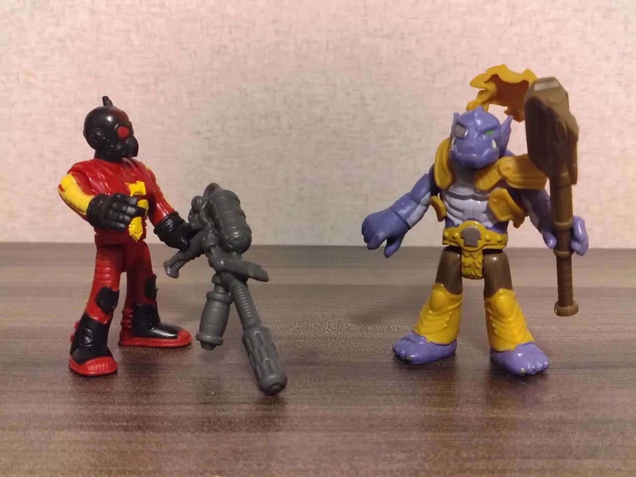 Bonecos de Ação Imaginext  - Foto 2