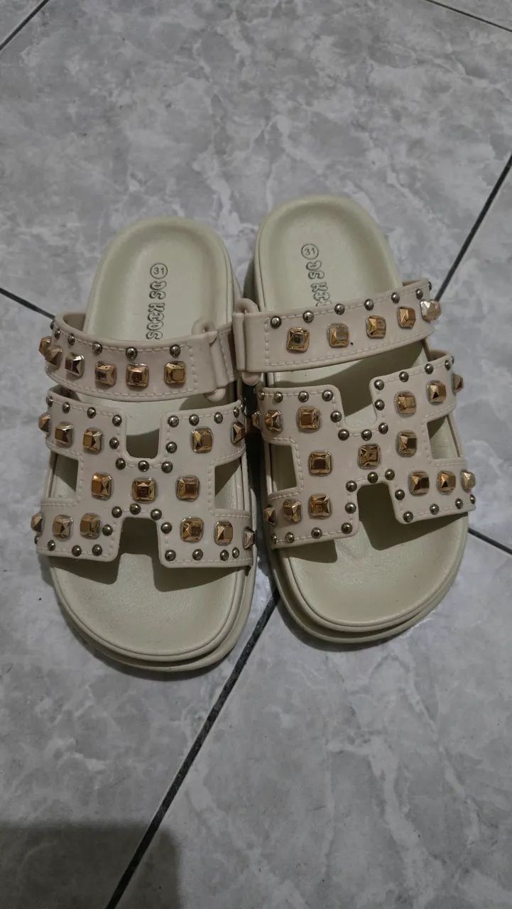 Sandalias infantis