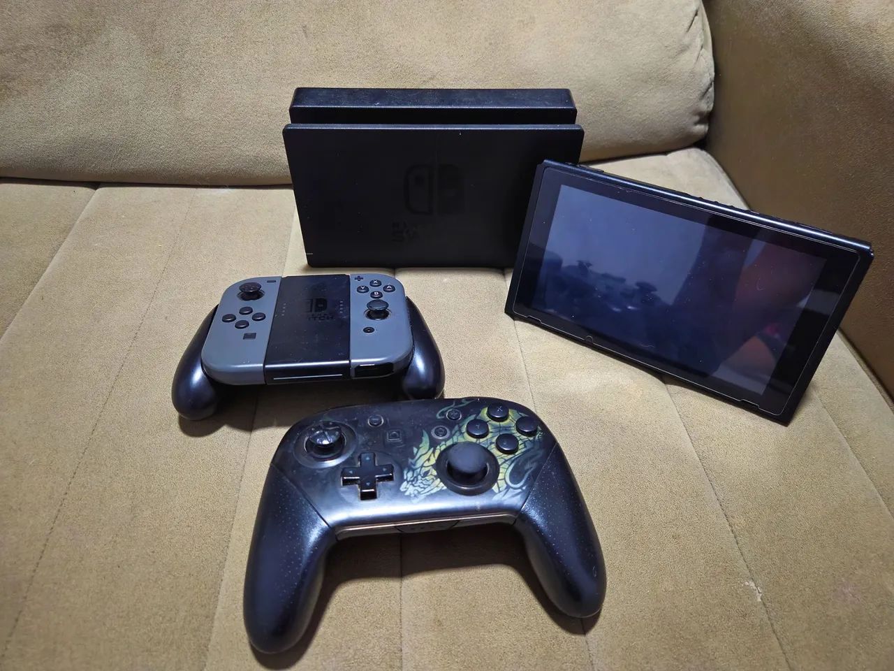 Nintendo Switch 