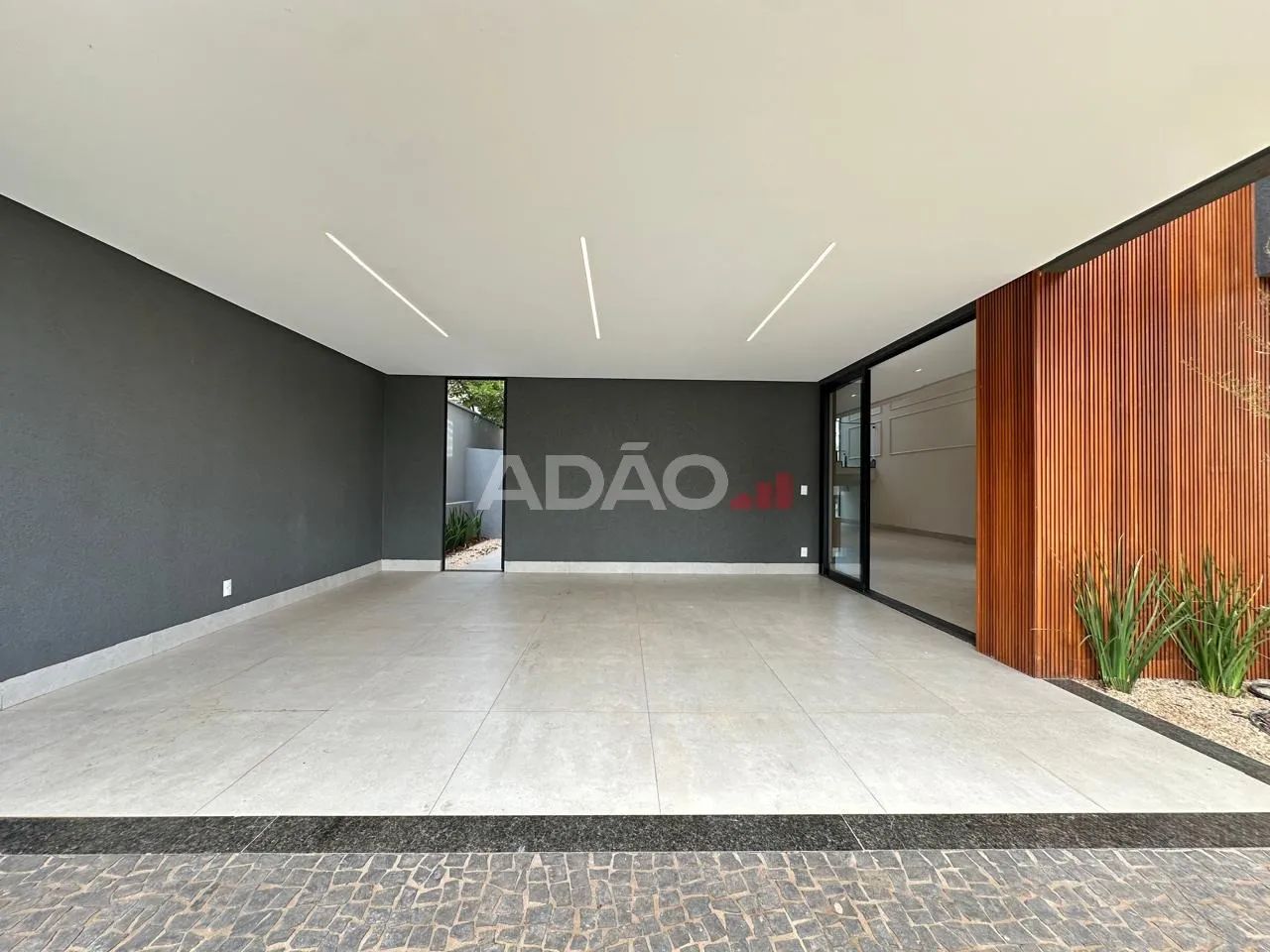 CASA SOBRADO JARDINS MADRI - Foto 2