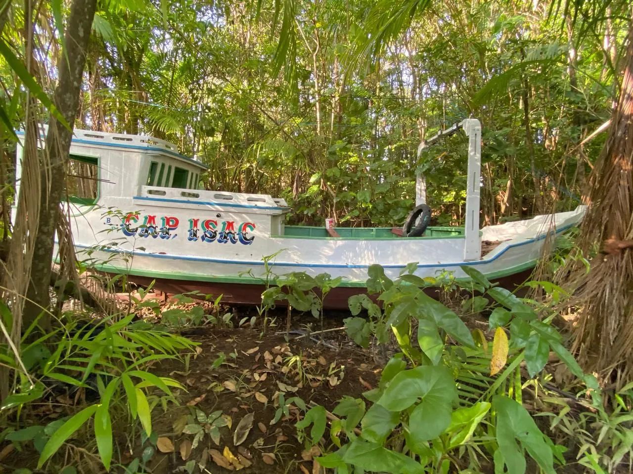 Vende-se barco 