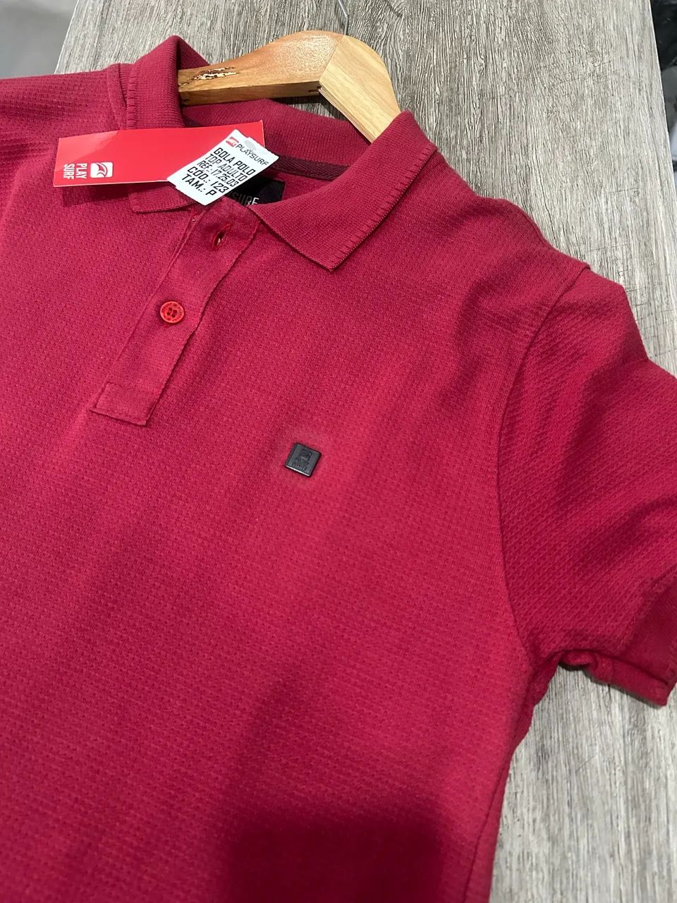 Roupas e acessórios 