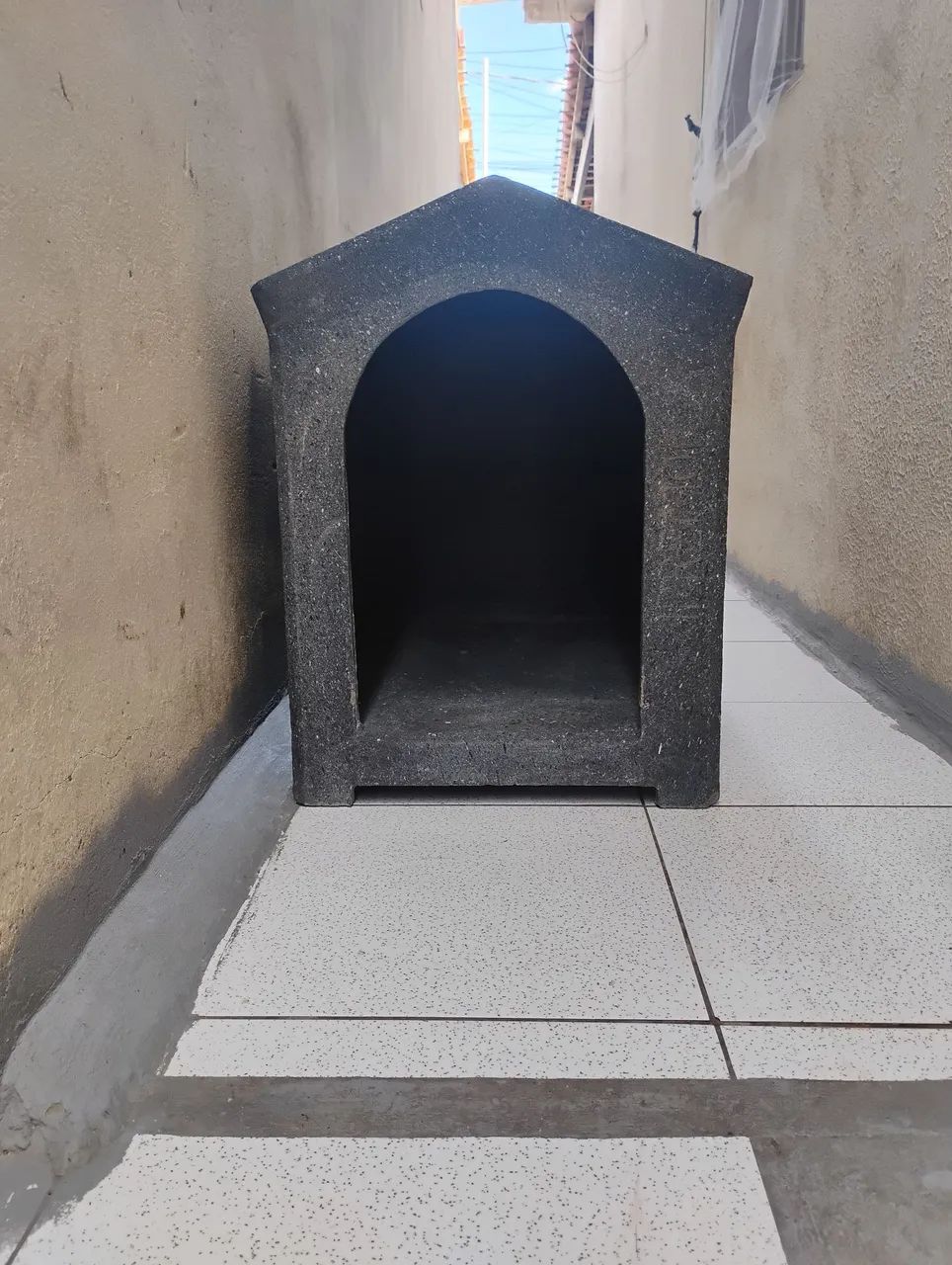 Casinha de cachorro de concreto 