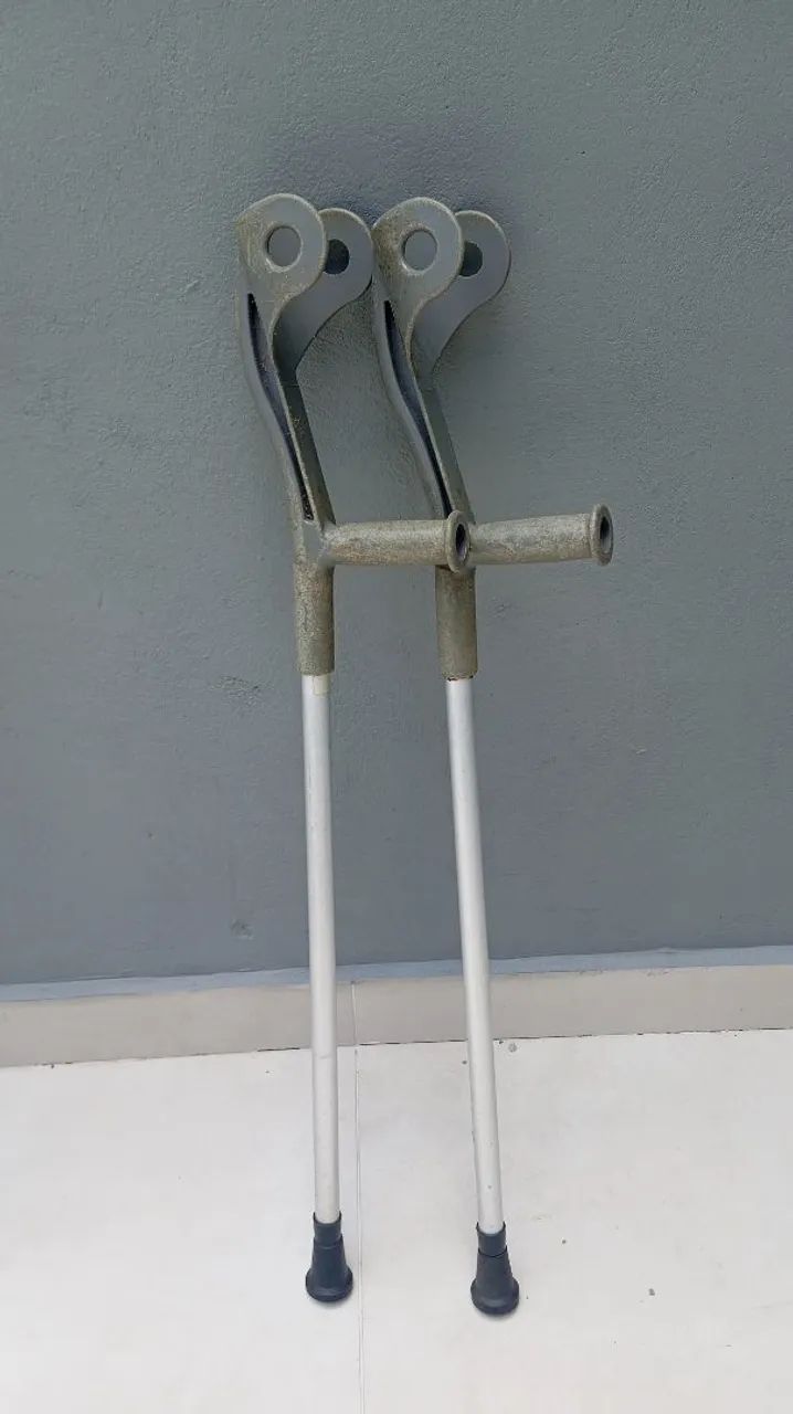 Vendo par de muletas  - Foto 5