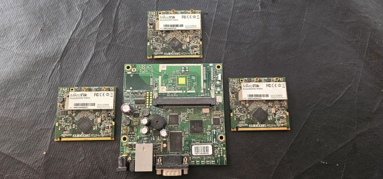 RouterBoard 411 + 3 cartões