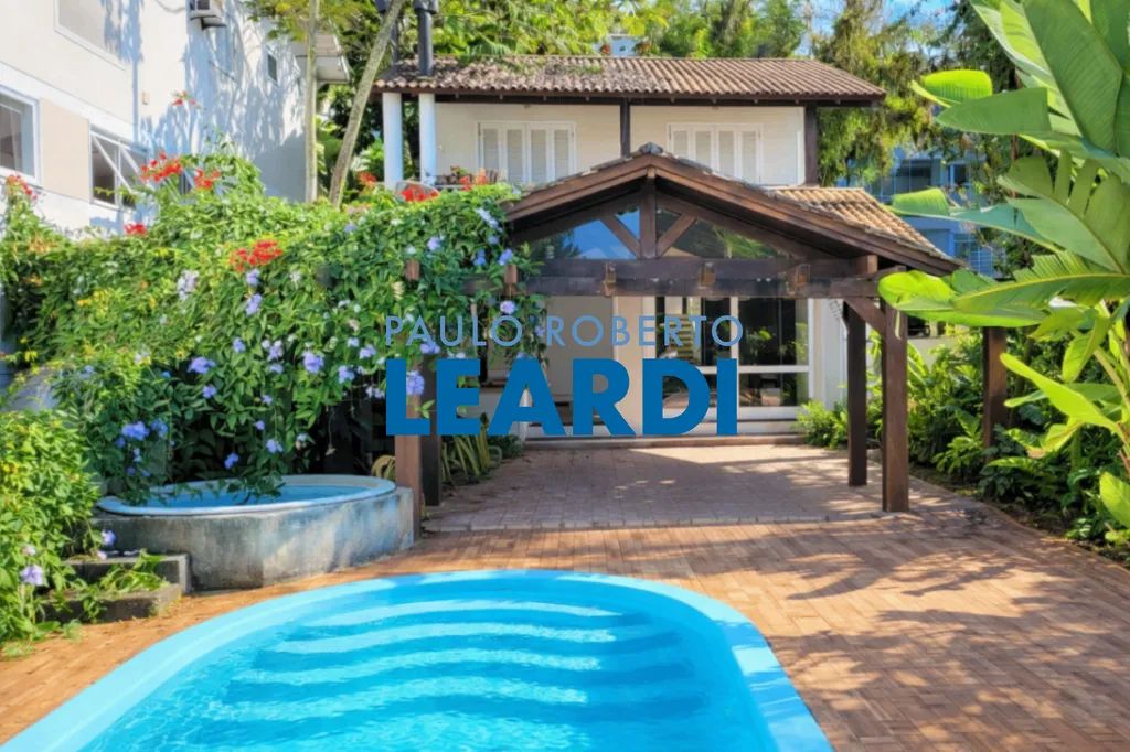 CASA TÉRREA - LAGOA DA CONCEIÇÃO - SC