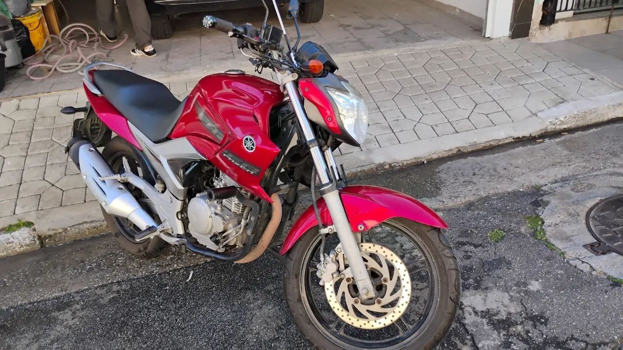 YAMAha FAZER 2011