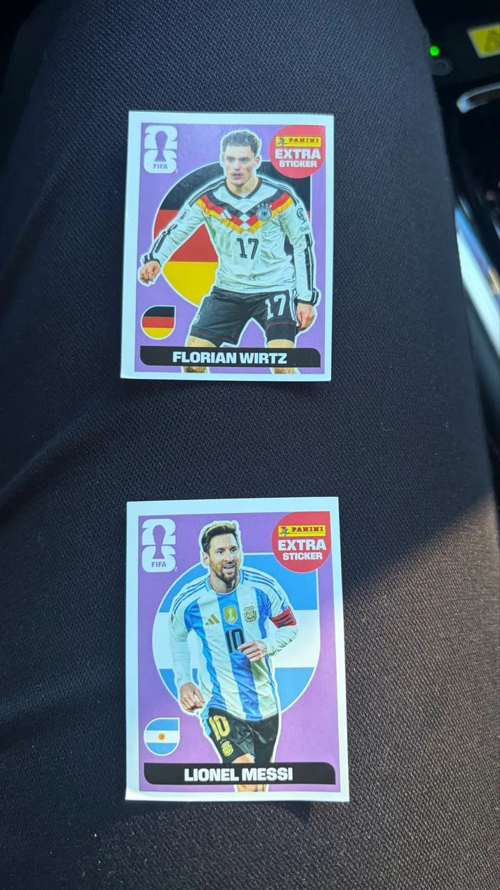 Figurinha legend Messi e Wirtz