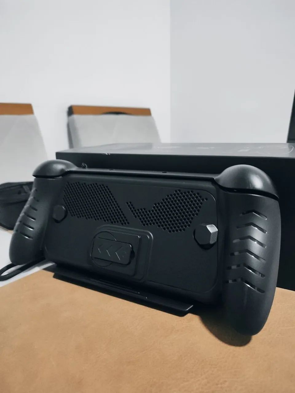 ASUS ROG Xbox Ally X + Acessórios - Foto 5