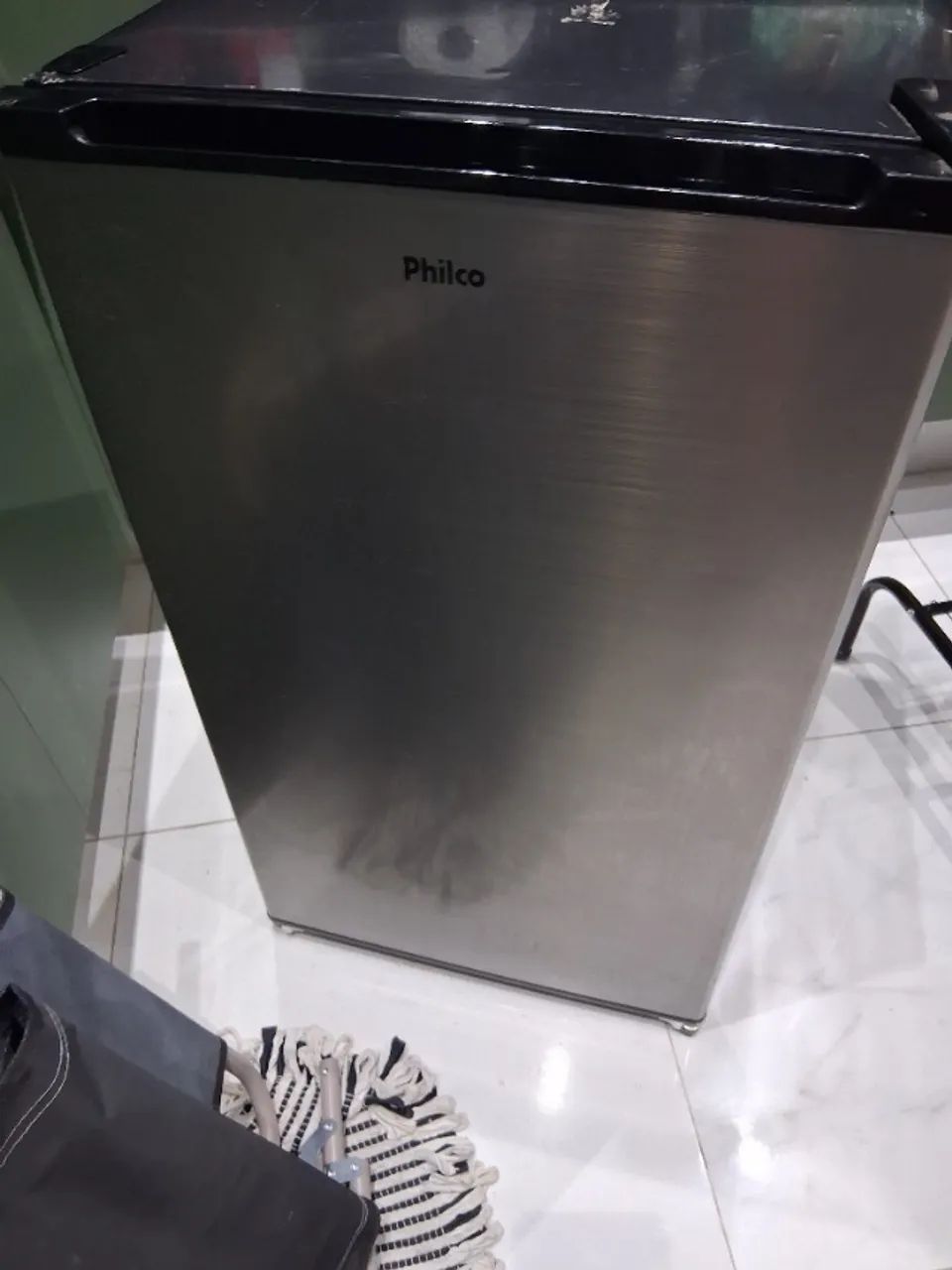 Frigobar Philco Inox 92l