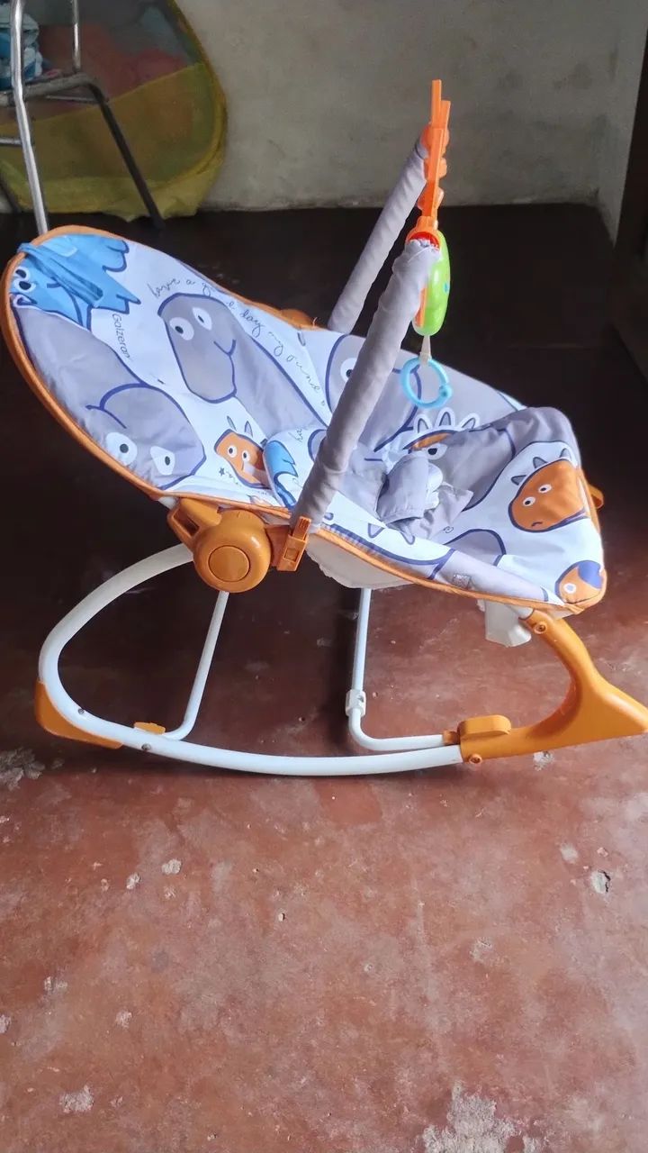 Cadeira de balanço pra bebe $70 - Foto 2