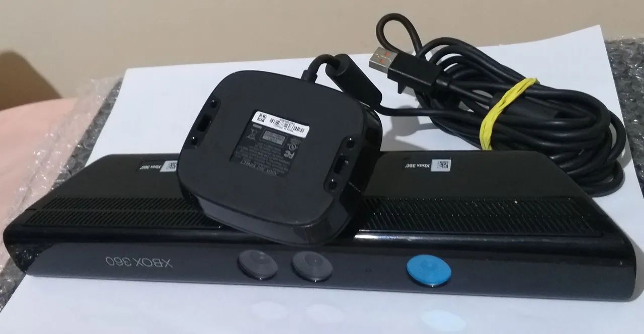 Kinect xbox360 com 2 jogos - Foto 3