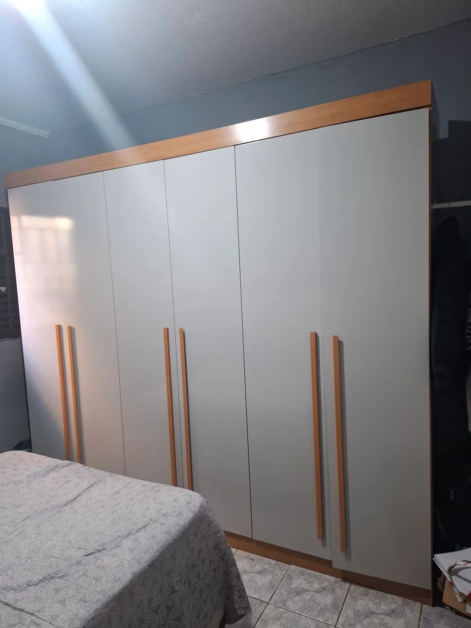 Vendo móveis seminovos novos