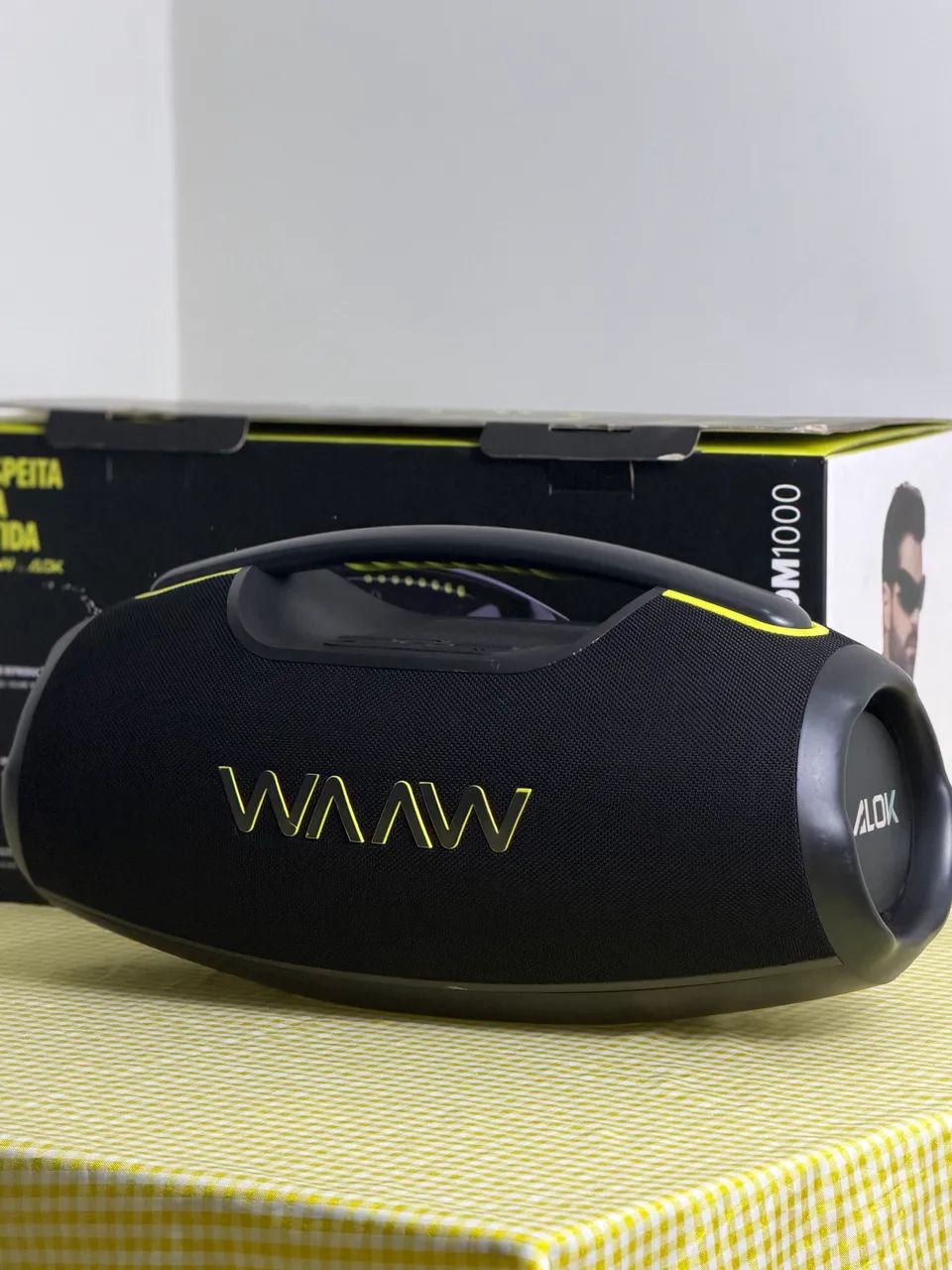 WAAW HYPERBOOM 1000 - Equipamentos e Acessórios de Som - Colíder