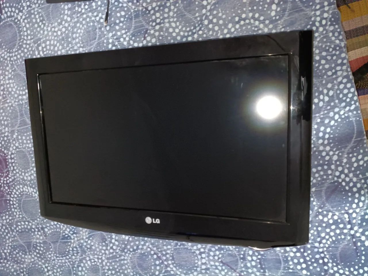 Tv Lg32 polegadas com defeito não funciona é pra arrumar ou pra retirar peças 