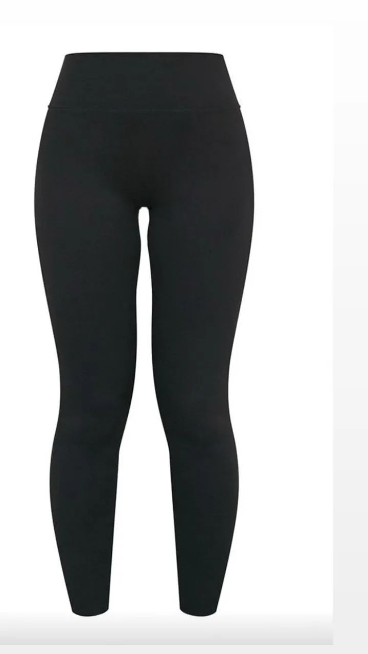 legging preta romance 