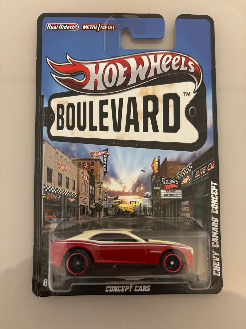 Hot Wheels Premium Boulevard Chevy Camaro