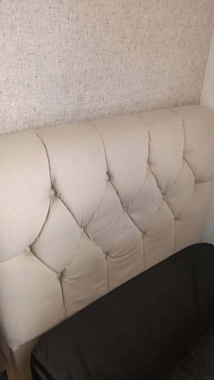 Cabeceira de solteiro, semi nova, em perfeito estado, estou vendendo pois comprei outra de