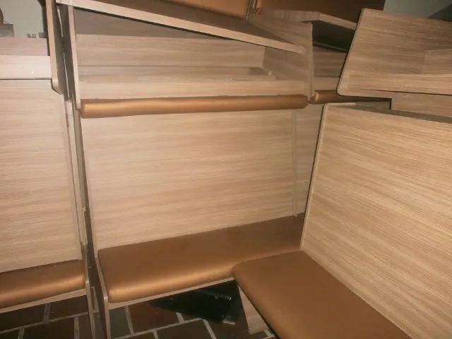 bancos boot para lanchonete e restaurante - duplos e simples - Foto 3