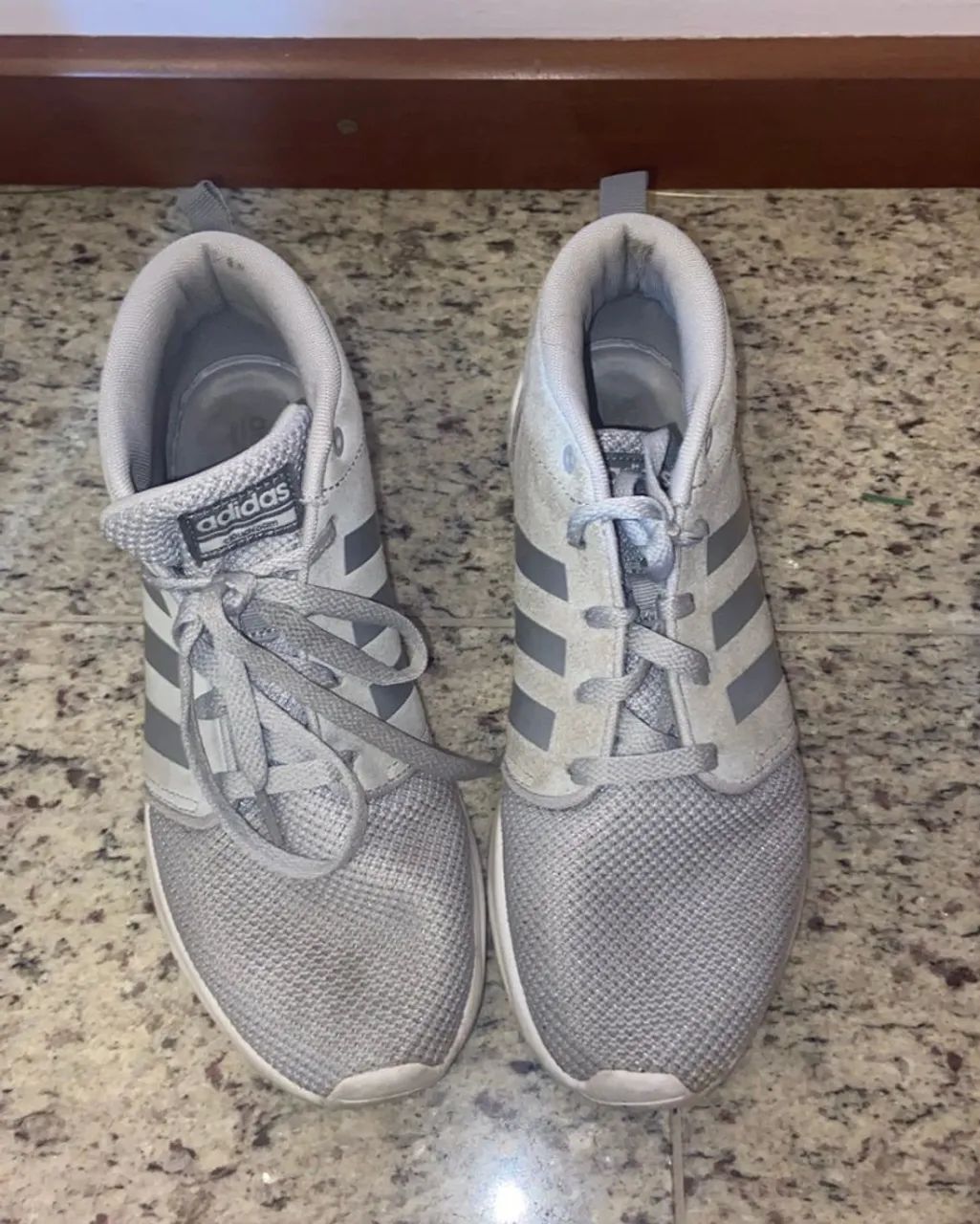 Tênis adidas original cinza - Foto 3