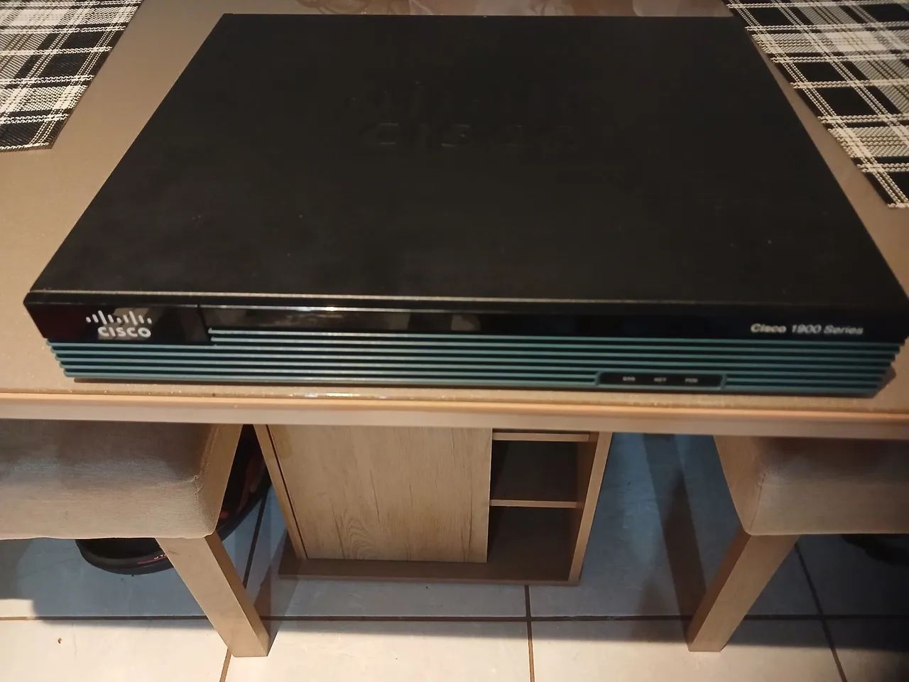 Roteador Cisco 1900 Series 