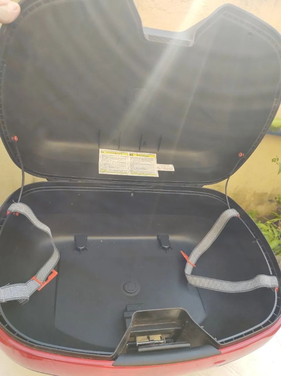 Maleiro Bau Givi com Grelha Rack Superior E360n - Foto 4