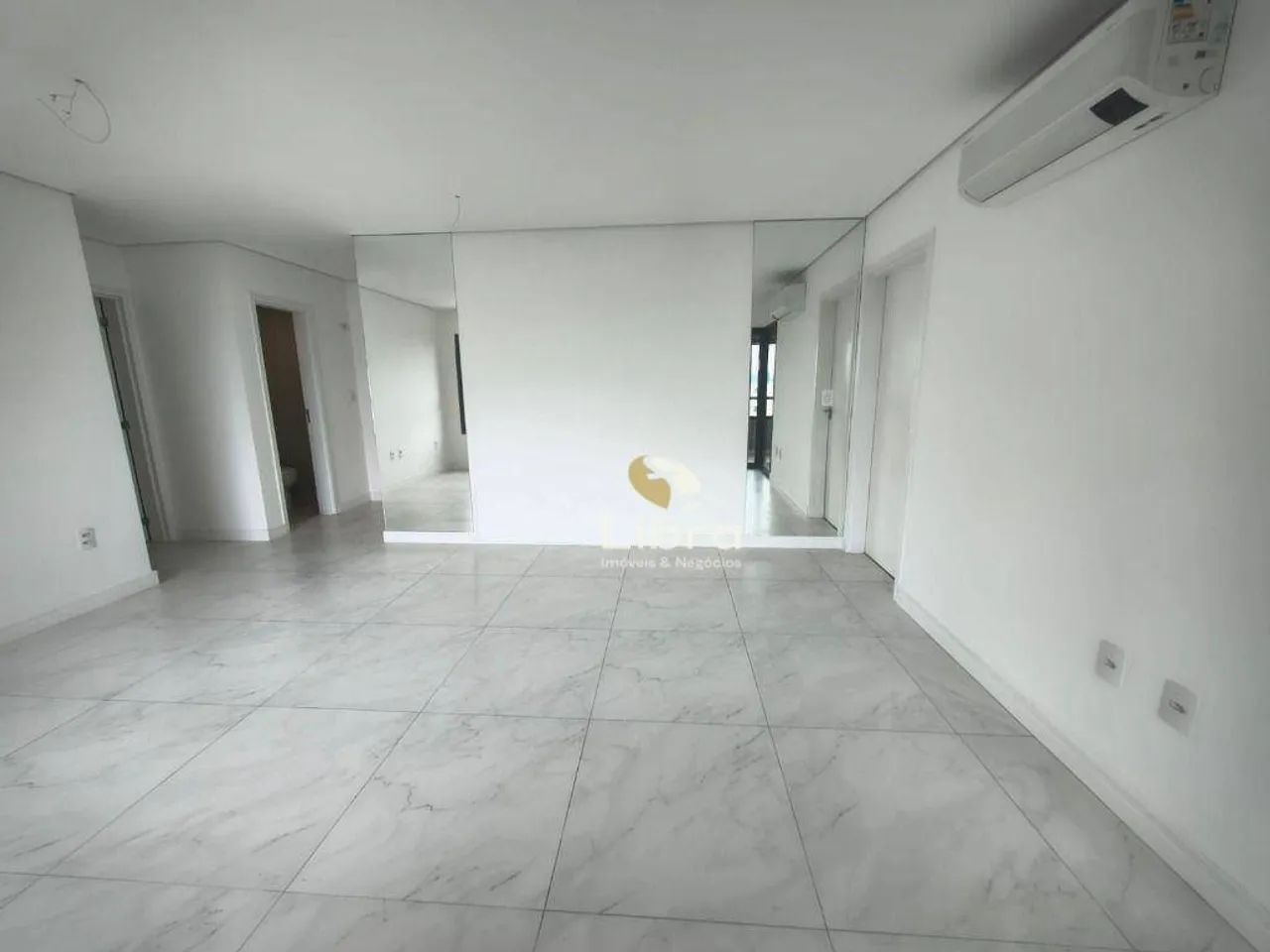 Apartamento com 3 dormitórios para alugar, 111 m² por R$ 6.500/mês - Edifício Avant Garde  - Foto 2