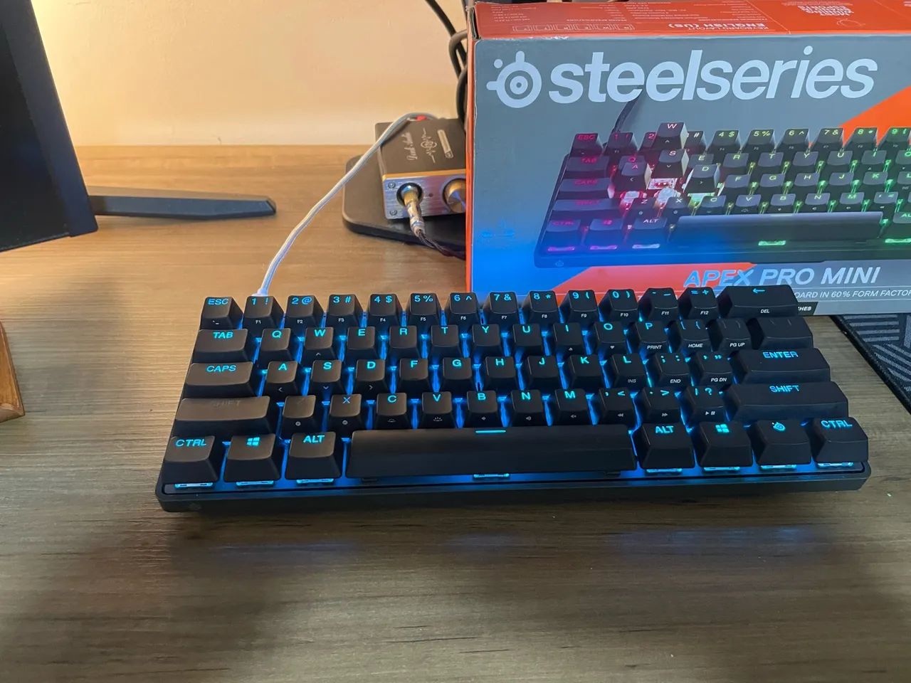 SteelSeries Apex Pro Mini Teclado Magnético com Hall Effect - Foto 2