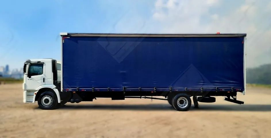 VW 15.180 4x2 Constellation - 2011 (Sider c/ 10 metros) - Foto 5