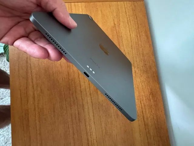 iPad Air 5 Wi-Fi  Chip M1  64GB - PRODUTO SEMI NOVO - Foto 5