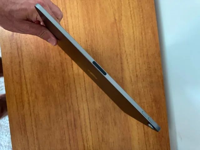 iPad Air 5 Wi-Fi  Chip M1  64GB - PRODUTO SEMI NOVO - Foto 4