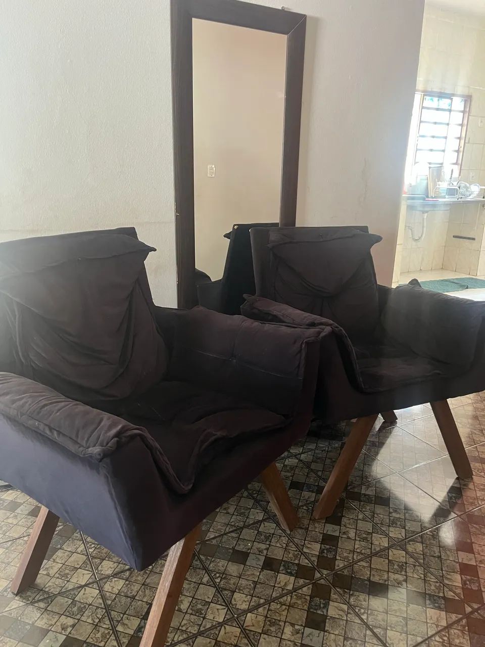 Poltronas de madeira  - Foto 2