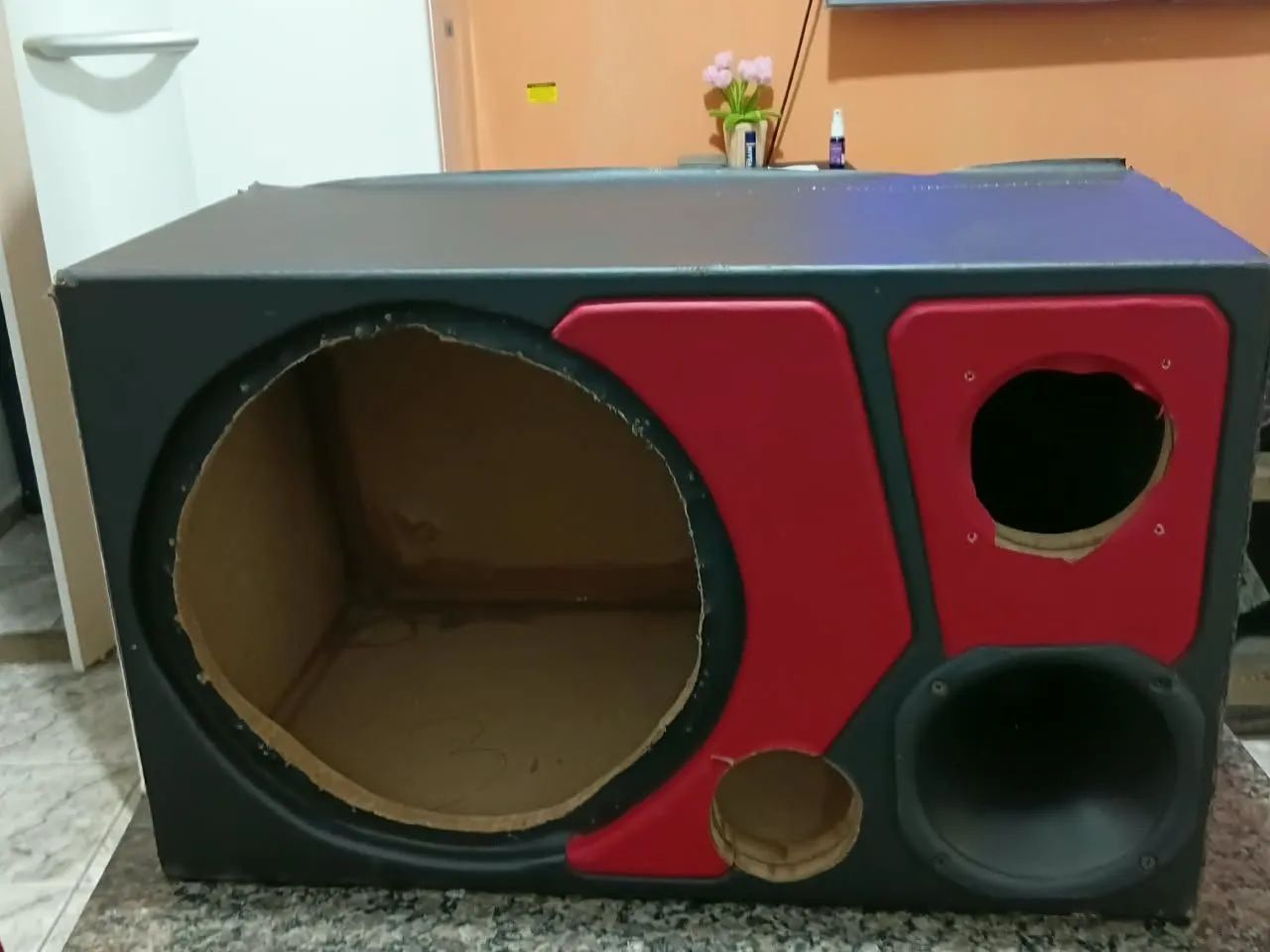 Caixa de som de 12