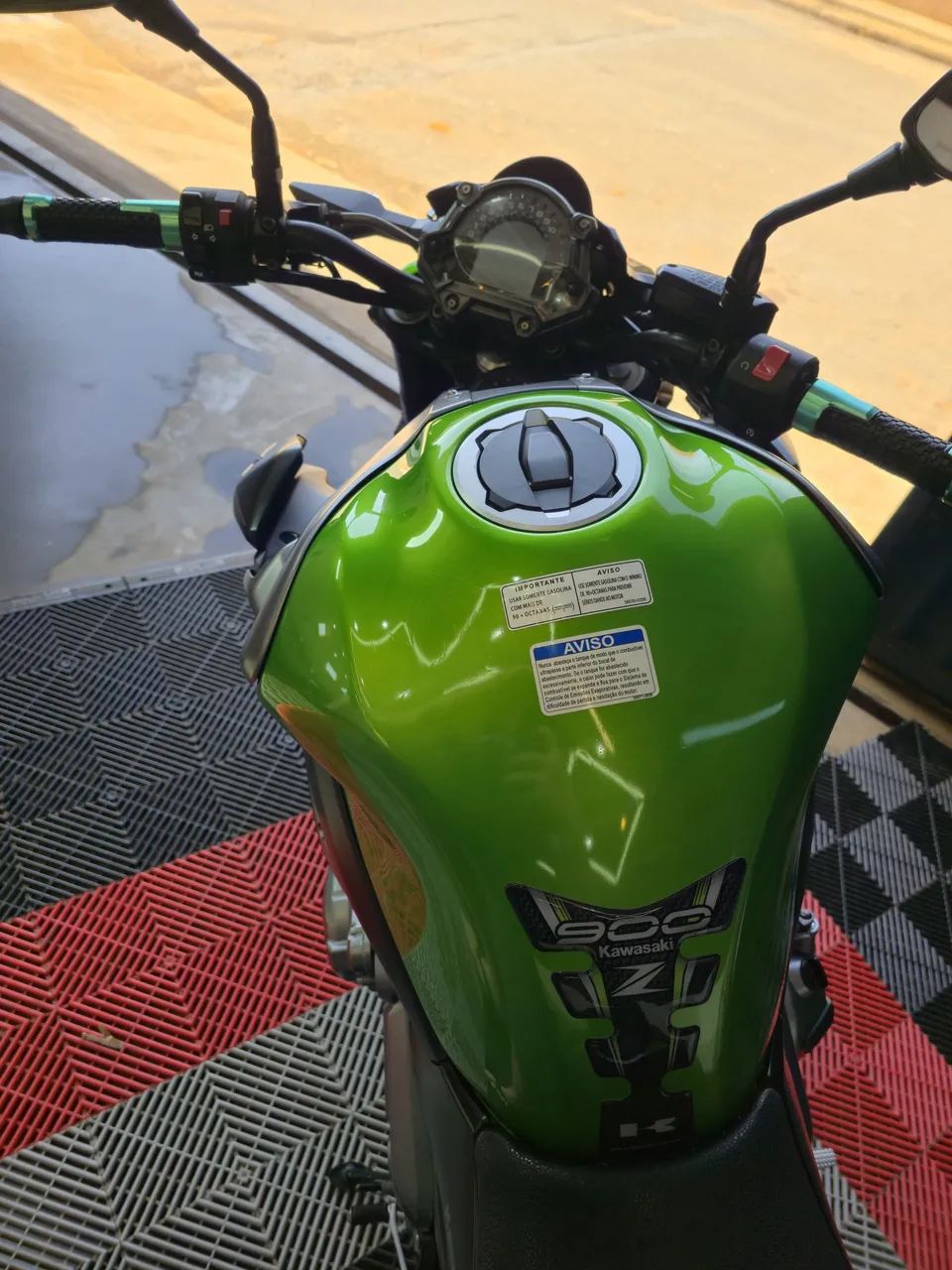 Kawasaki Z900 - Foto 5