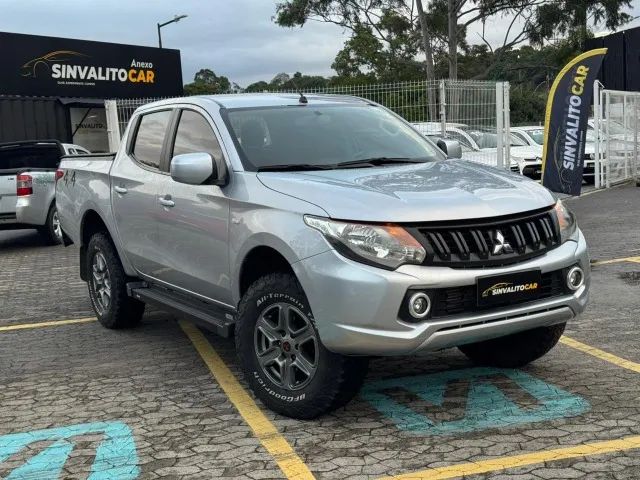 Mitsubishi L200 2021