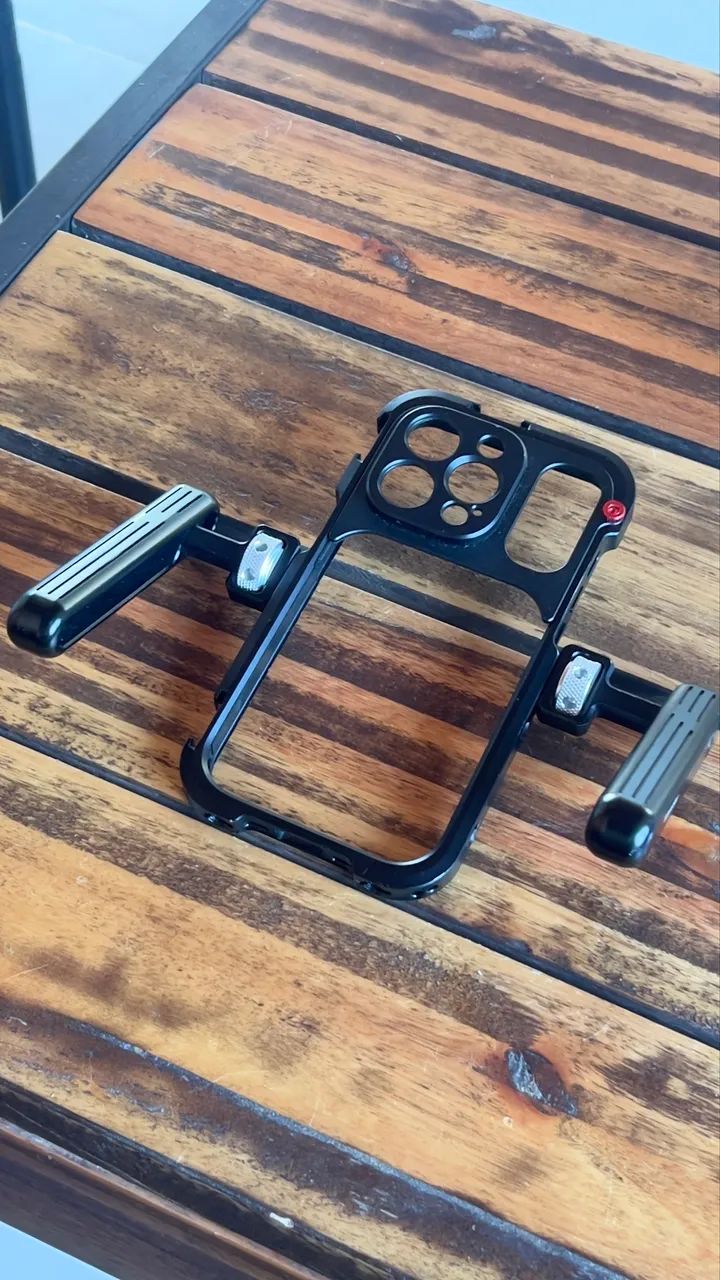Cage para iPhone 14 Pro