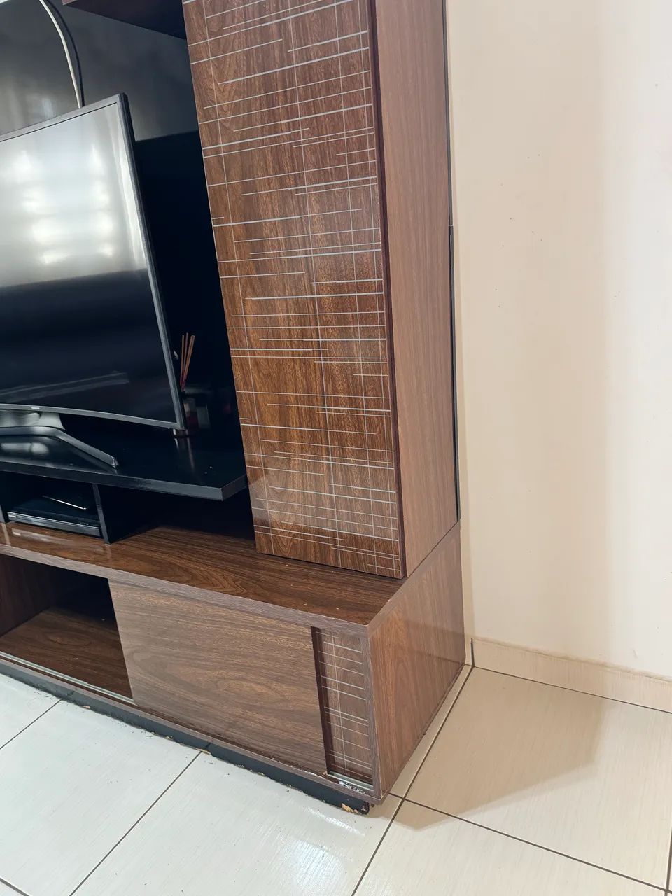 RACK COM PAINEL PARA TV - GRANDE E ESPAÇOSO - Foto 3