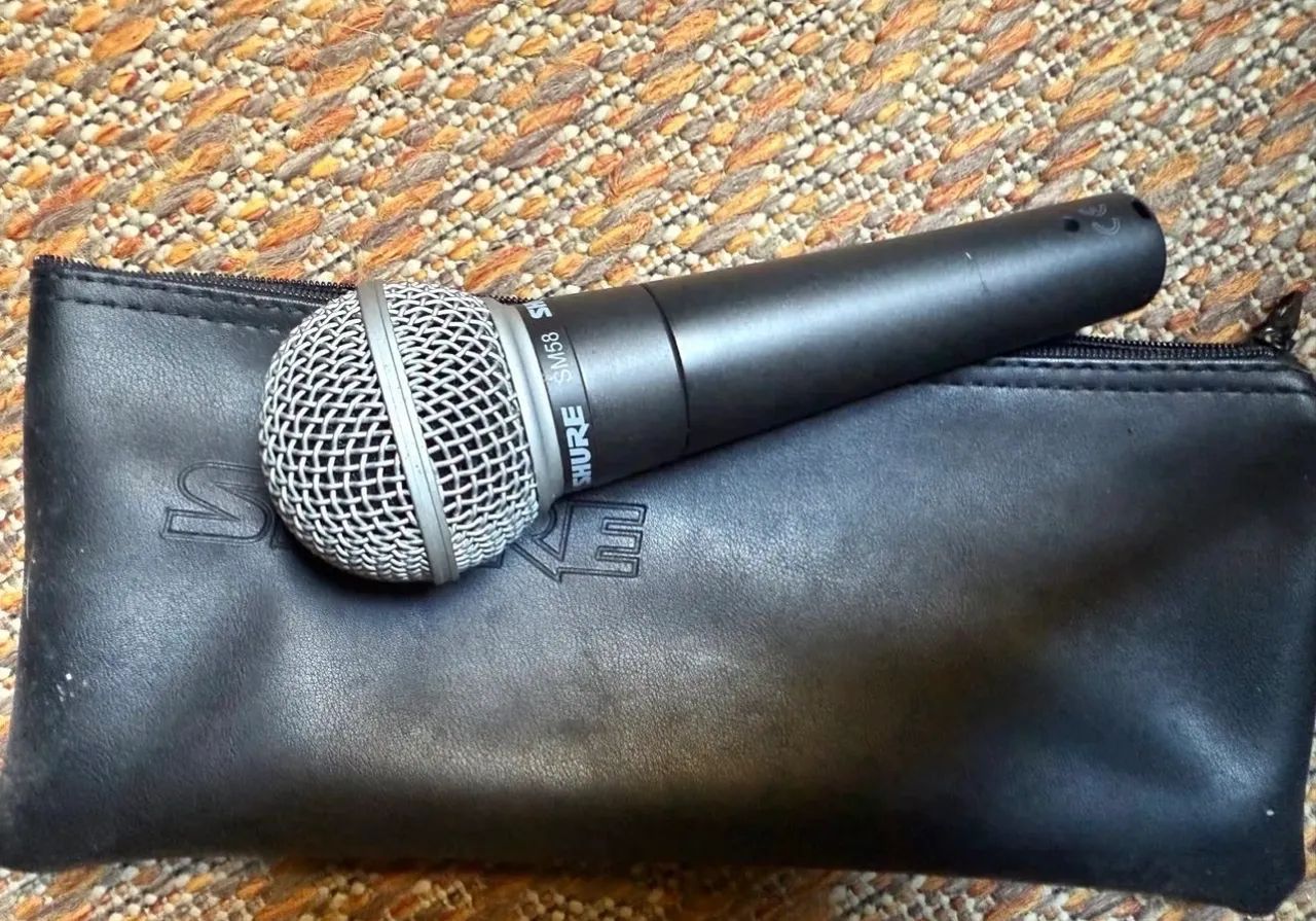Shure sm58 com bolsa de couro nunca usado!!