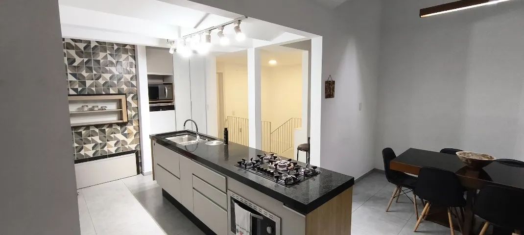 Casa Ampla e Mobiliada no Parque São Jorge (Itacorubi) | 270m², Energia Solar, Automação e - Foto 2