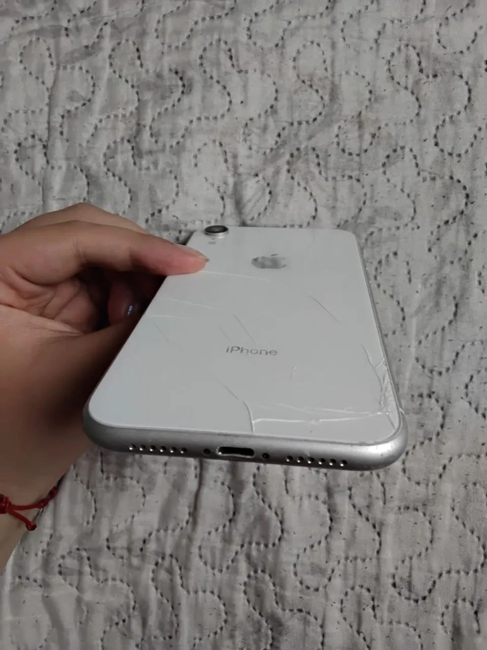 iPhone XR , 64g Branco  - Foto 3