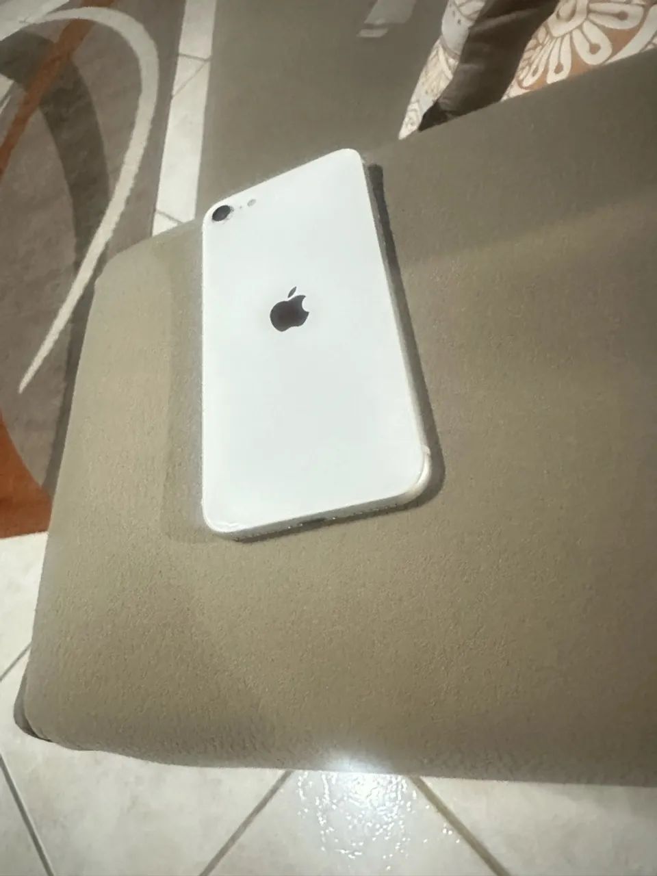 iPhone SE 3 (Defeito no Touch)