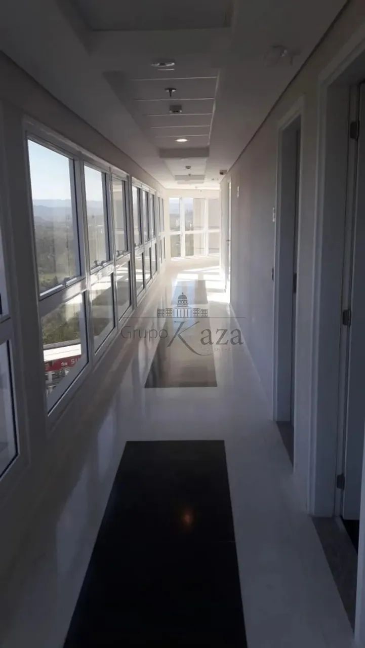 Comercial Sala Condomínio em São José dos Campos - Foto 4