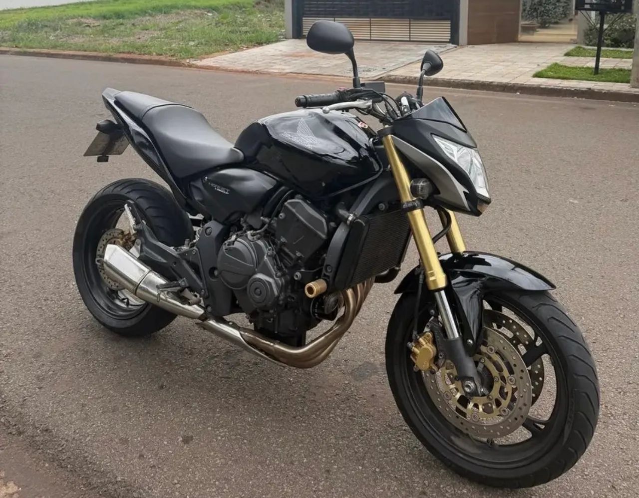 Hornet no parcelamento 