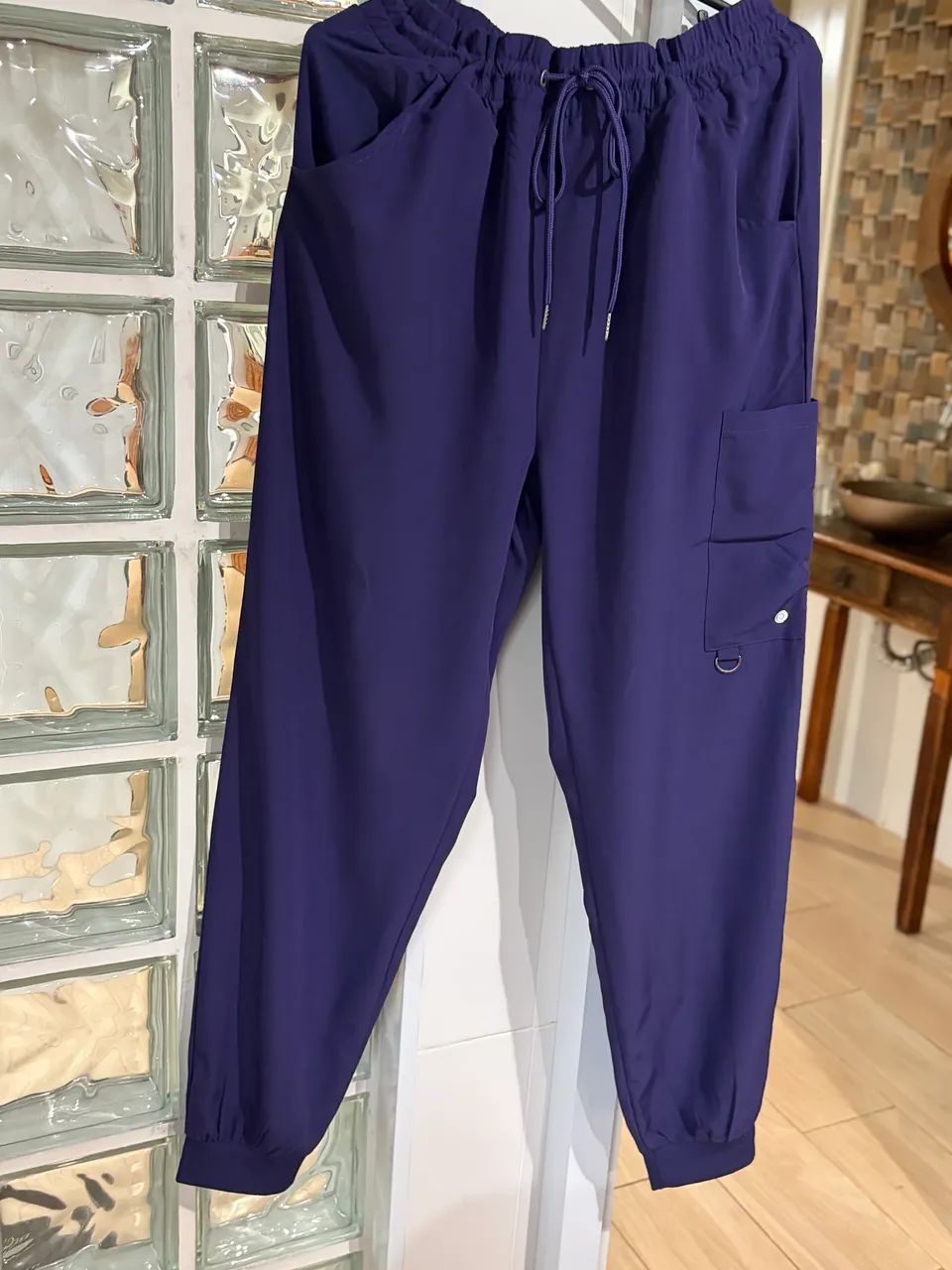 Calça jogger importada TAM L  - Foto 2
