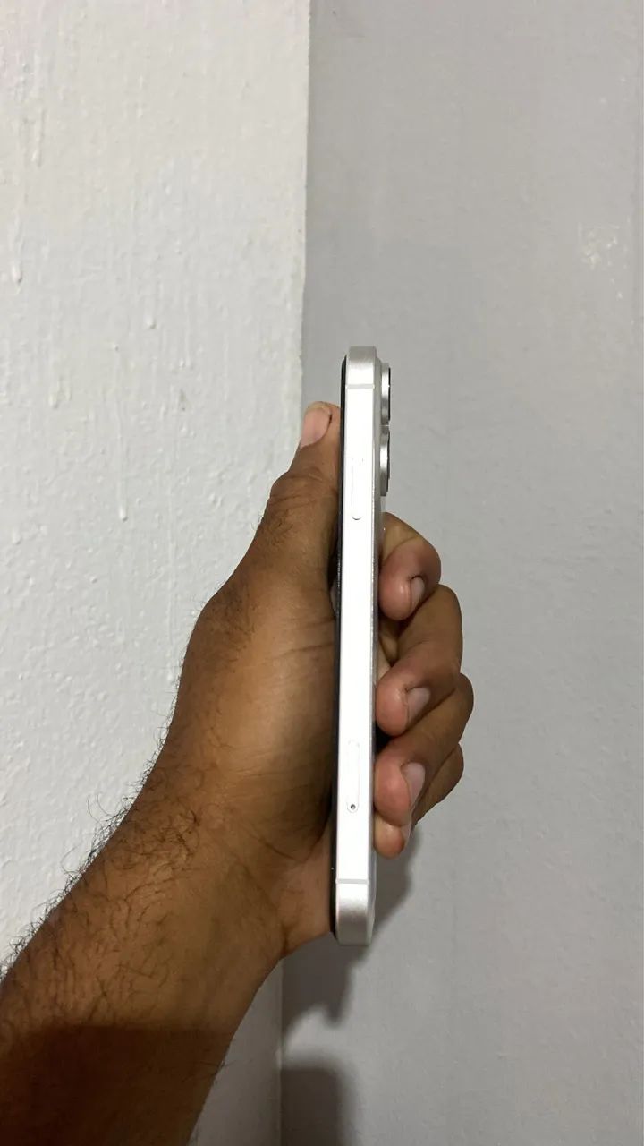 iPhone 11 montado 17 pro - Foto 2